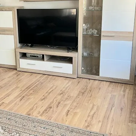 Gemuetliche, Vollmoeblierte In *